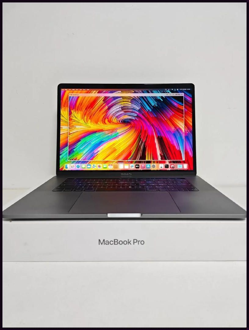 18款MacBook Pro：热议翻天，科技界的网红蛋糕