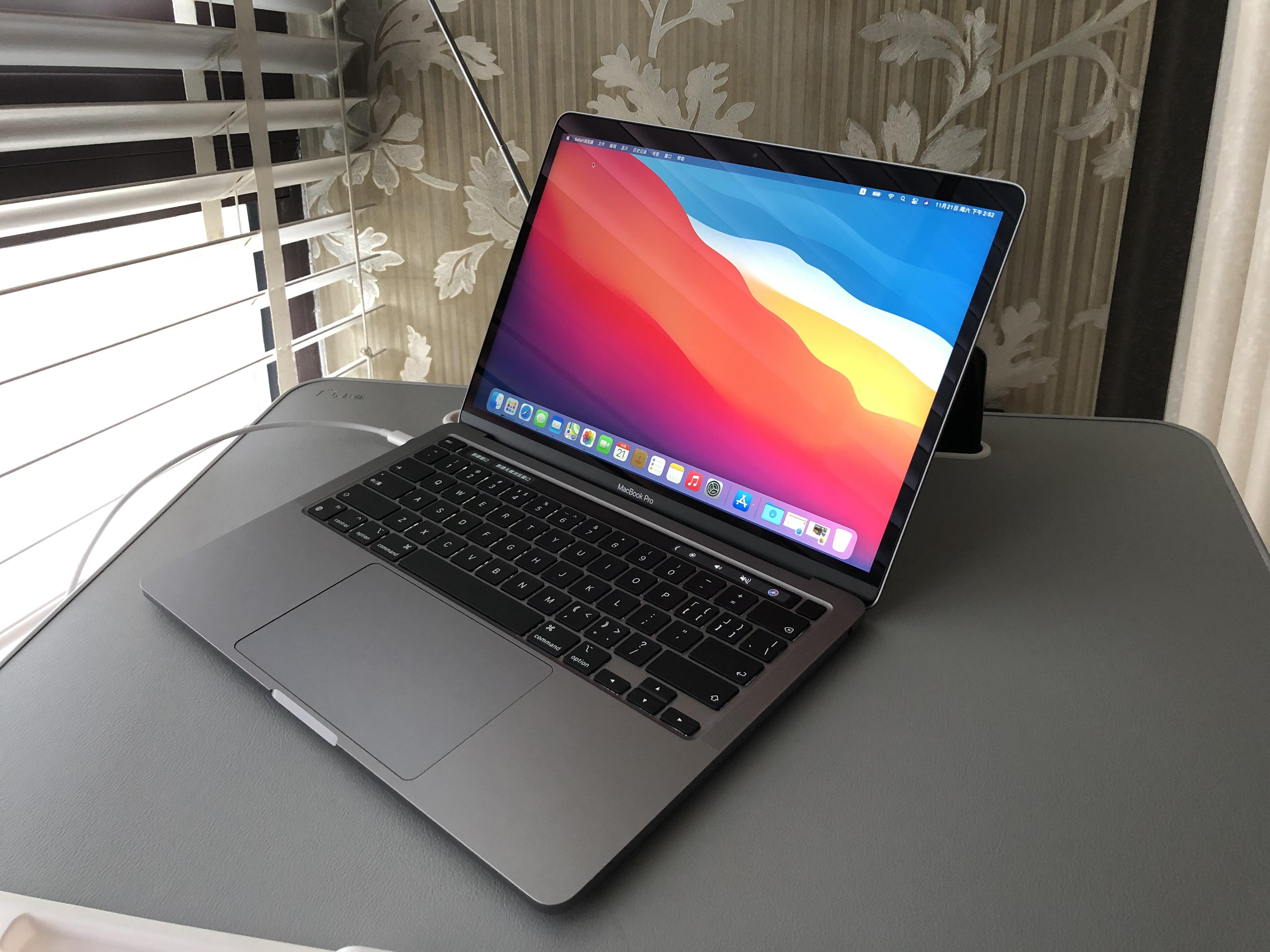 13岁MacBook Pro高清，网民热议？笑谈！