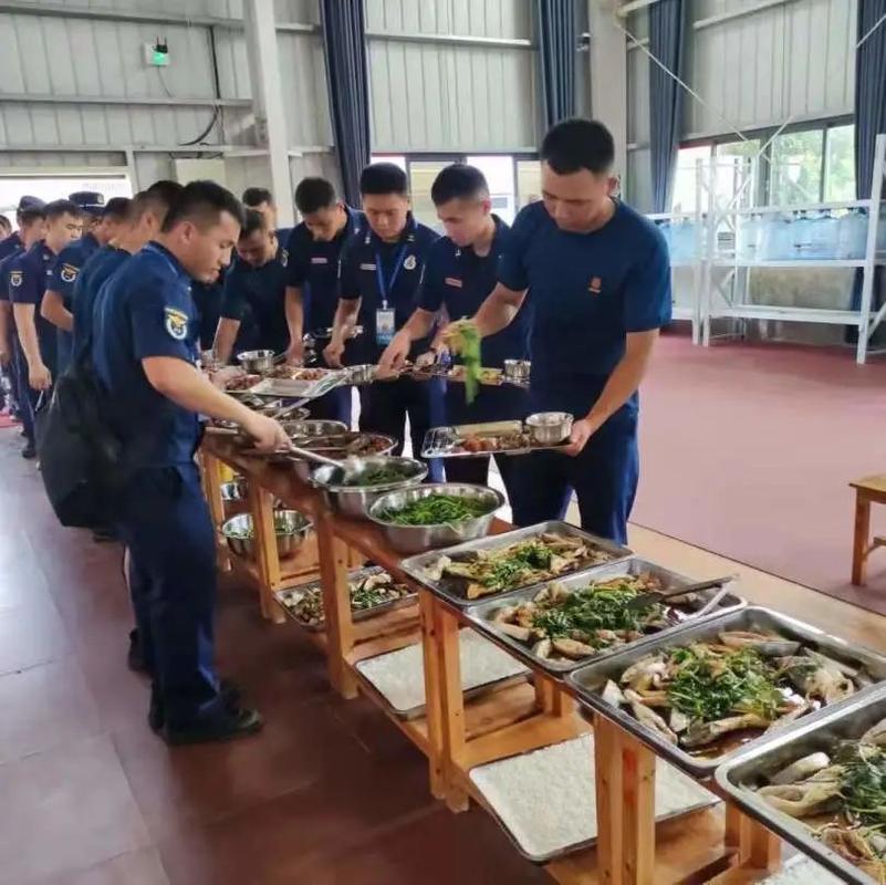 “威硬”消防餐，嚼劲十足！硬核饮食，突破想象