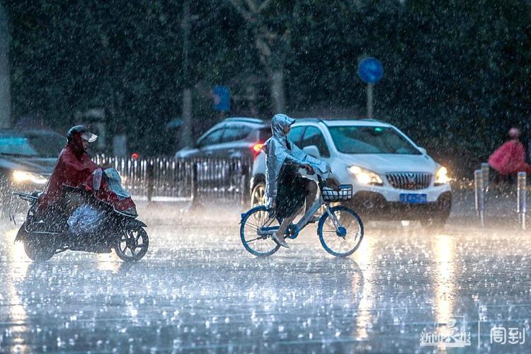 “JUL532”暴雨秀，潮科技笑谈风雨