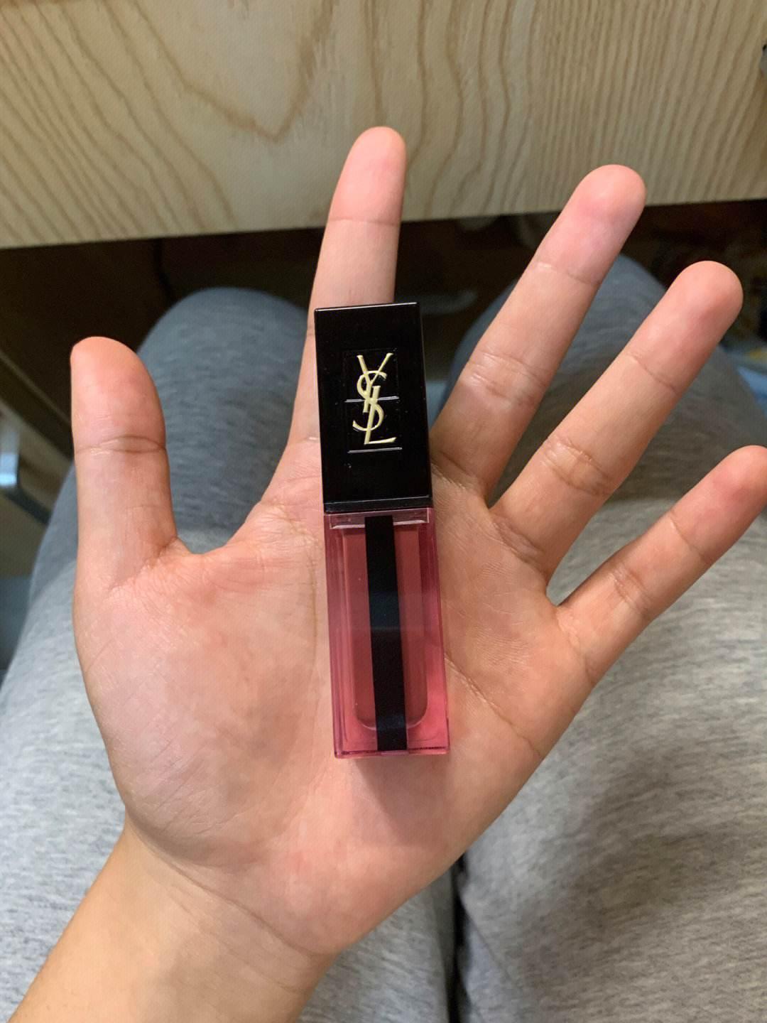 "YSL AE86，千色幻潮里的科技狂飙"