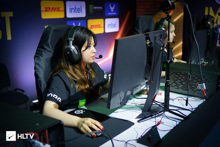 “CSGO女将风云”：网路热议下的“她”力量