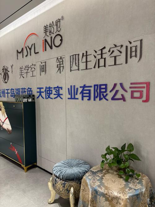 美容室5hd中文版：高端服务还是智商税？揭秘背后的生存法则