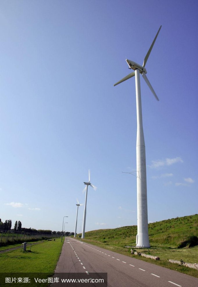 马路变身充电宝？揭秘黑科技路面的暴富密码！