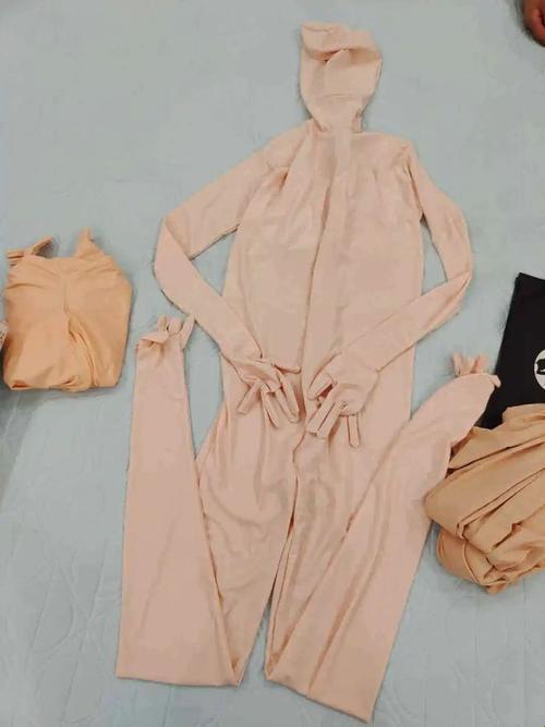 一口气穿多层kig皮究竟藏着多少不为人知的秘密？