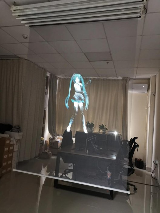 2025全息投影空气成像真香了？网友怒怼“伪3d”骗局