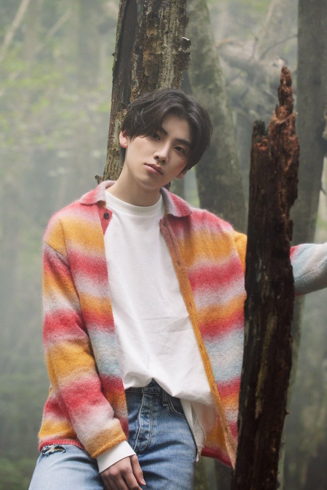 703分高考状元竟然在搞ai？扒扒deepseek核心团队成员王炳轩的离谱人生