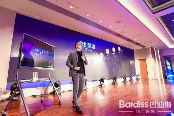 2025年智能设备数据安全痛点与粱文峰团队解决方案