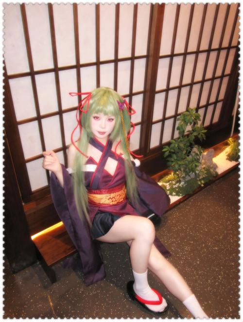 赛博玄学与量子纠缠:佛珠文学生产力提升指南