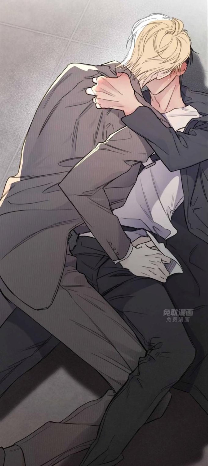 2025年3月，用玉器养大的皇子双男主，网友热议：这设定太离谱了吧！