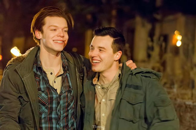 2025新争议:四神集团4伊恩画面竟是ai生成的?网友怒怼导演别拿像素当遮羞布