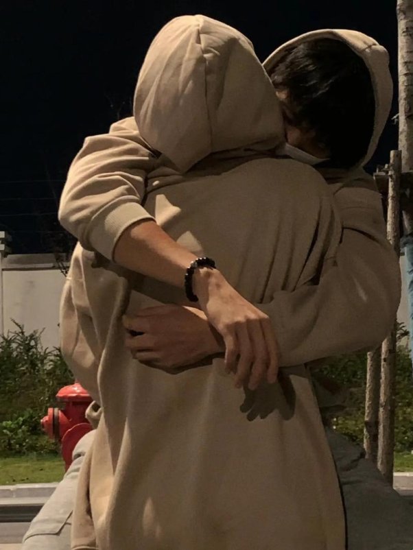 2025必藏！双男主真人高清素材竟被网友直呼“电子榨菜”新顶流？