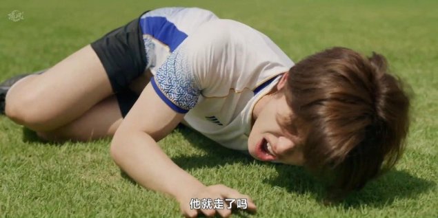 2025新争议!踢男人下体真能解锁防身新姿势?