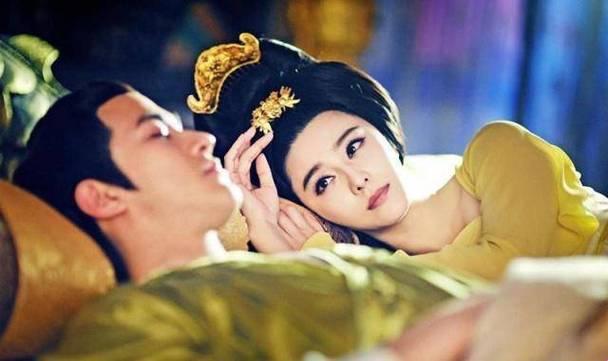 龙榻算法与云端宠妃：基于ai深度学习的帝王级亲密场景重构方案