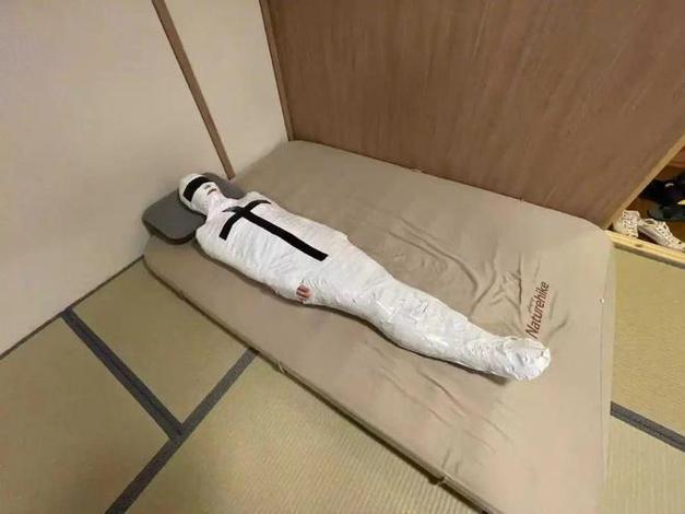 2025胶衣束缚包裹真香了?广州玩家实测透气膜黑科技